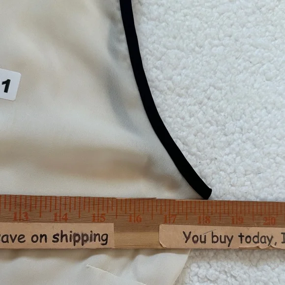 XOXO Ivory Sleeveless Blouse with Black Trim women’s Medium Back Open Ruffle - Picture 5 of 6